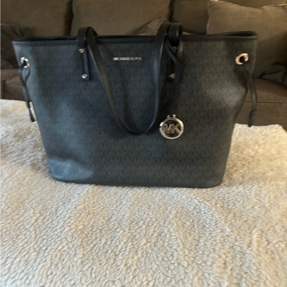 Large tote bag 15w x 11.5h - Picture 2 of 2